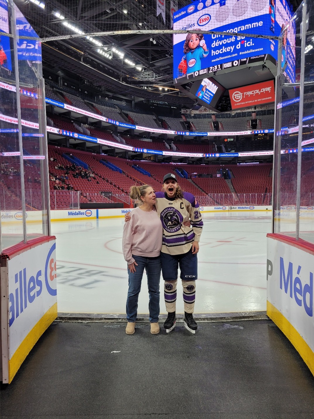 Denyse Roussel and Laval Women Celebrating Volunteeriong